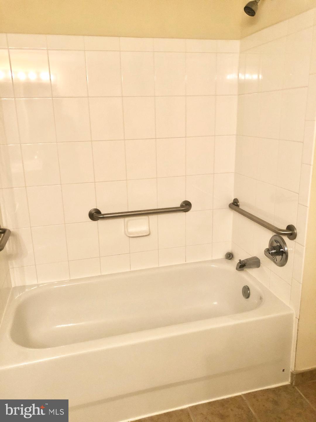 THE LANDING AT SPA CREEK - Residential