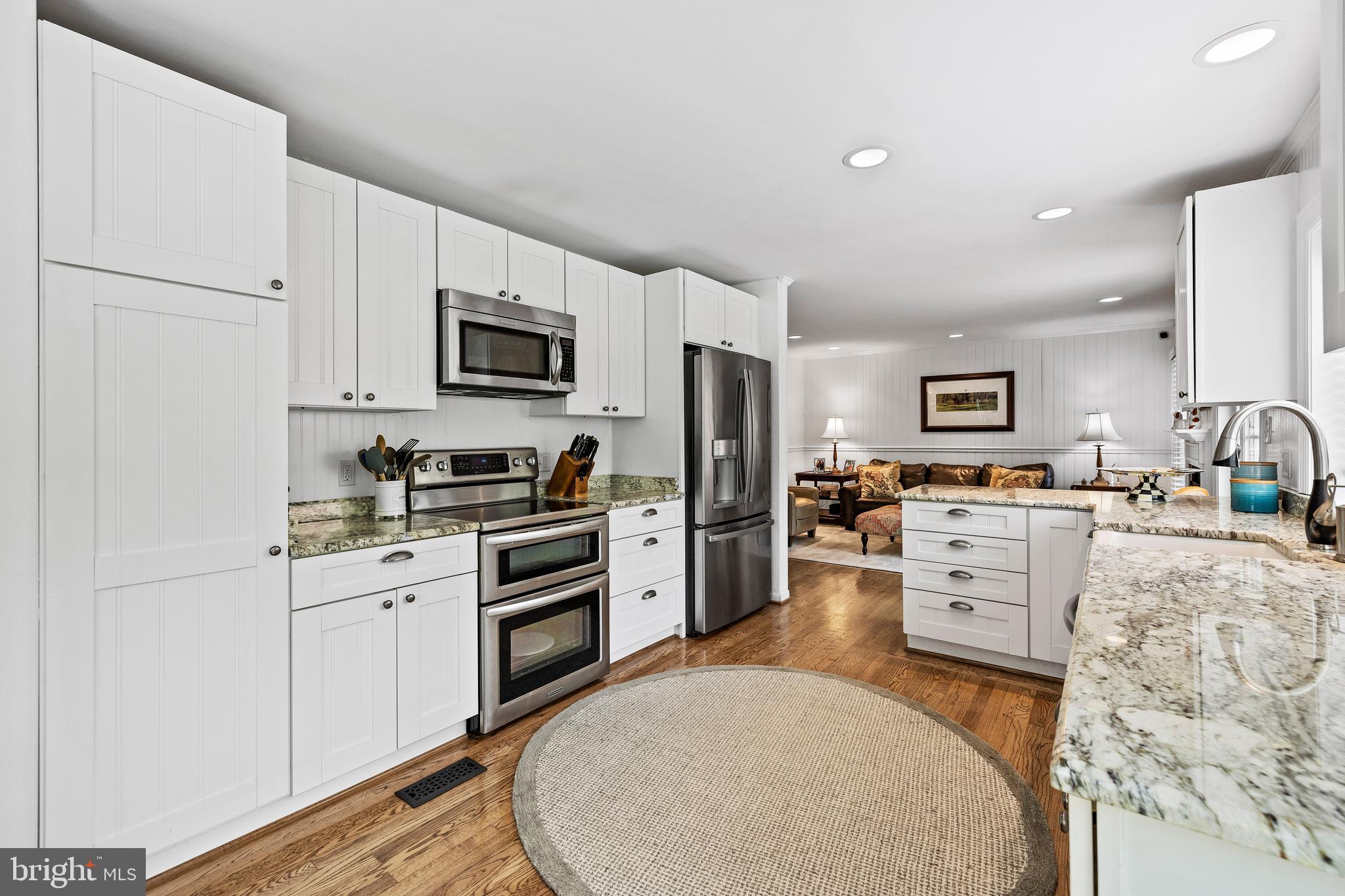 THE MEADOWS OF GREEN SPRING - Residential