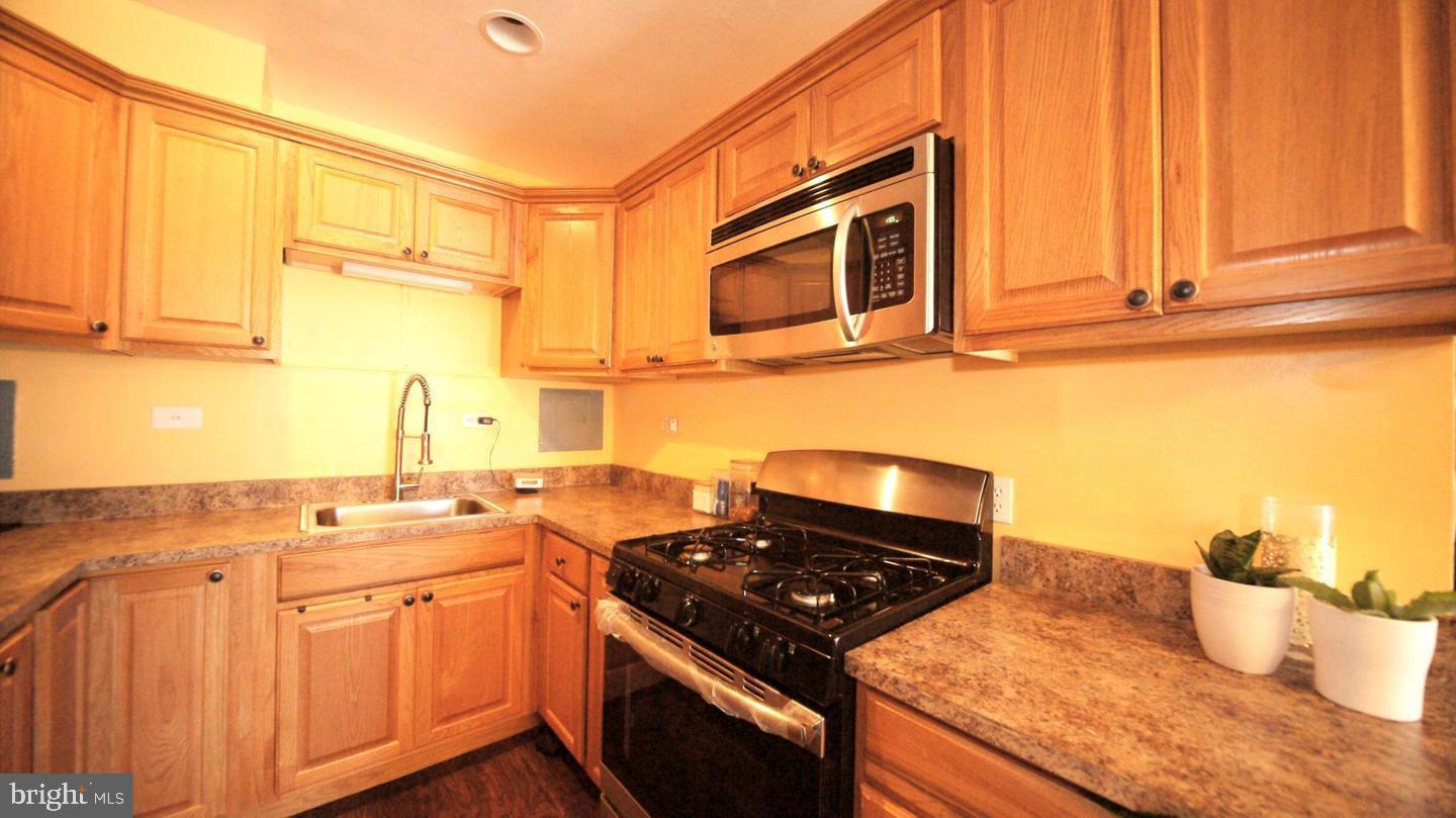 THE SEASONS - Residential Lease