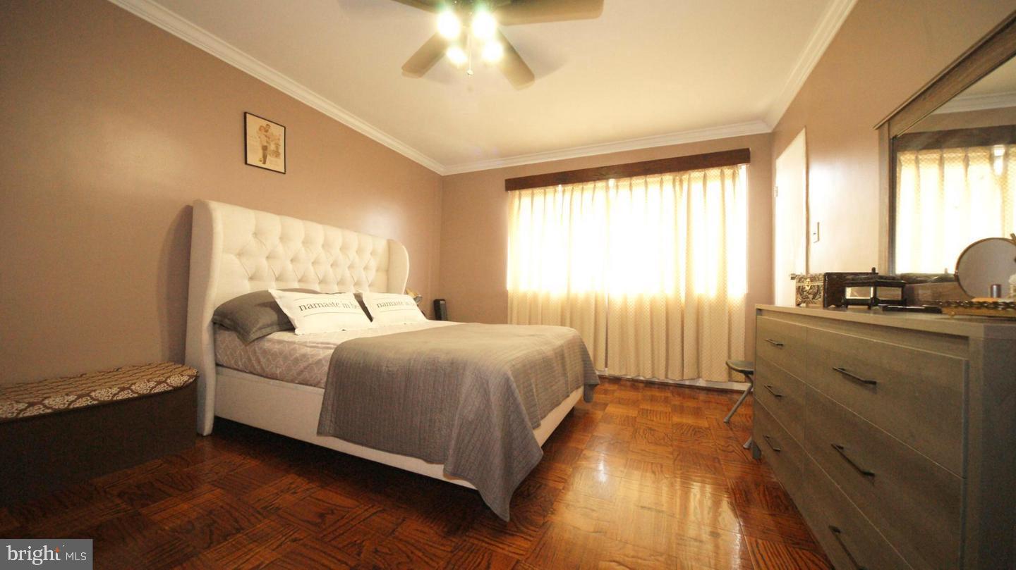 THE SEASONS - Residential Lease