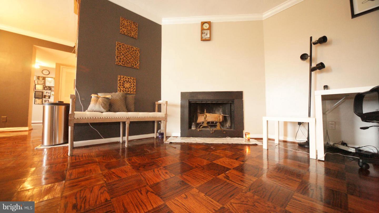 THE SEASONS - Residential Lease