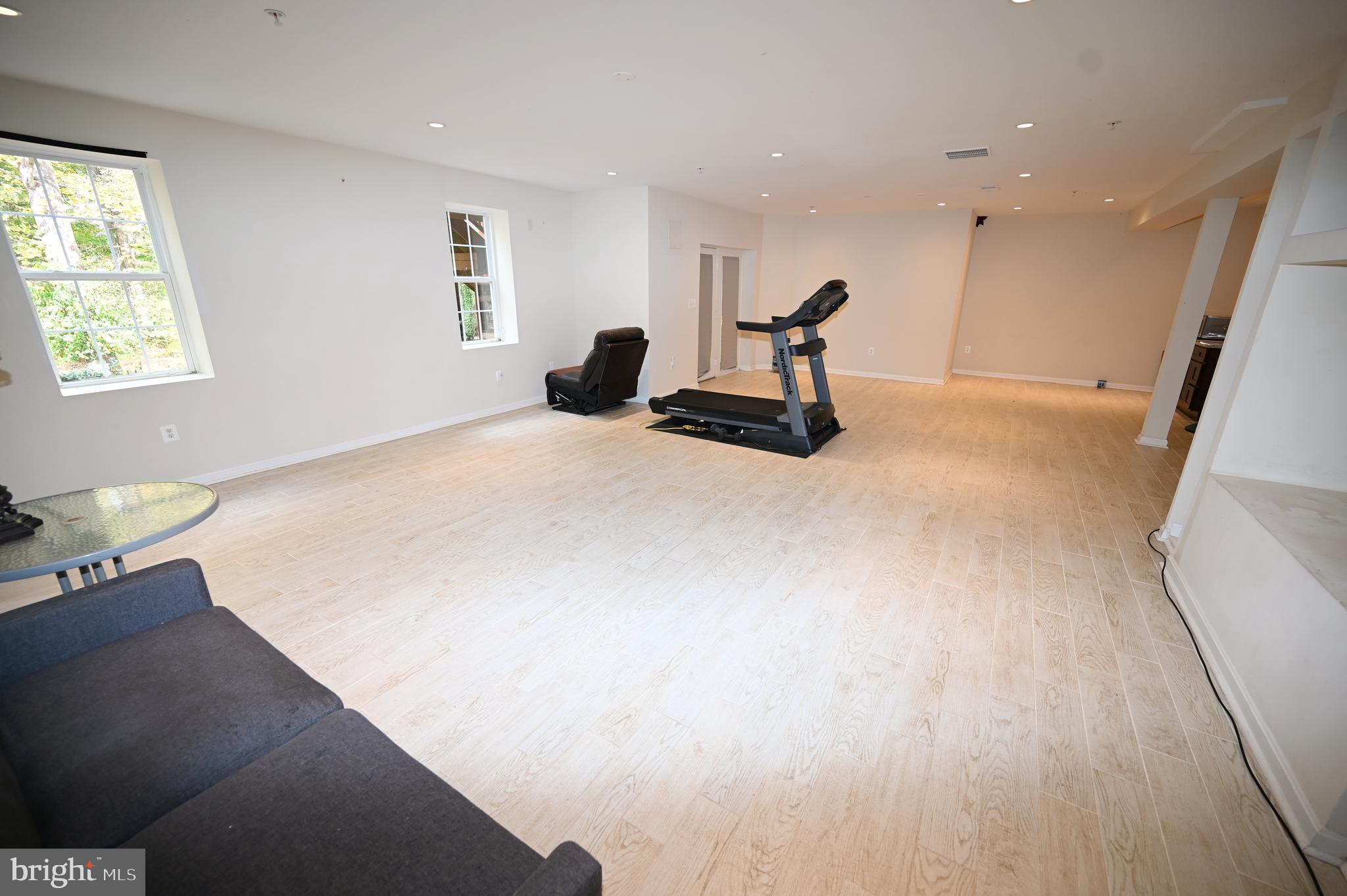 LONGLEAF-PLAT 1> - Residential