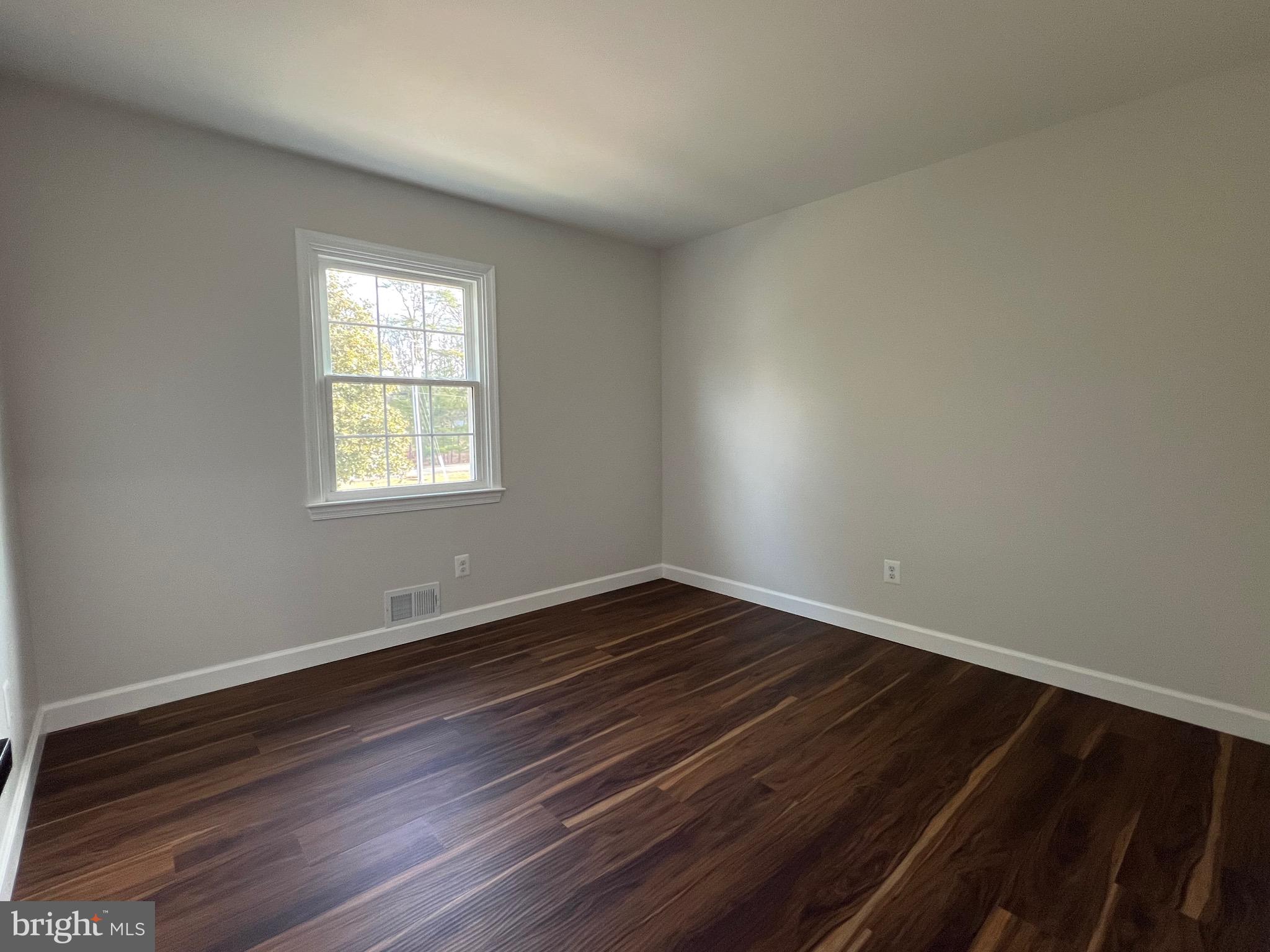 MOOR GREEN ESTATES - Residential Lease