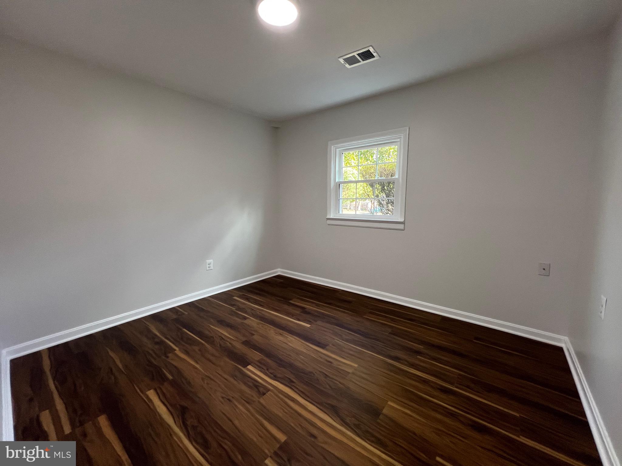 MOOR GREEN ESTATES - Residential Lease