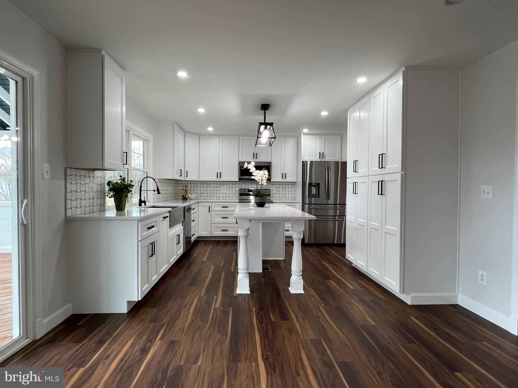 MOOR GREEN ESTATES - Residential Lease