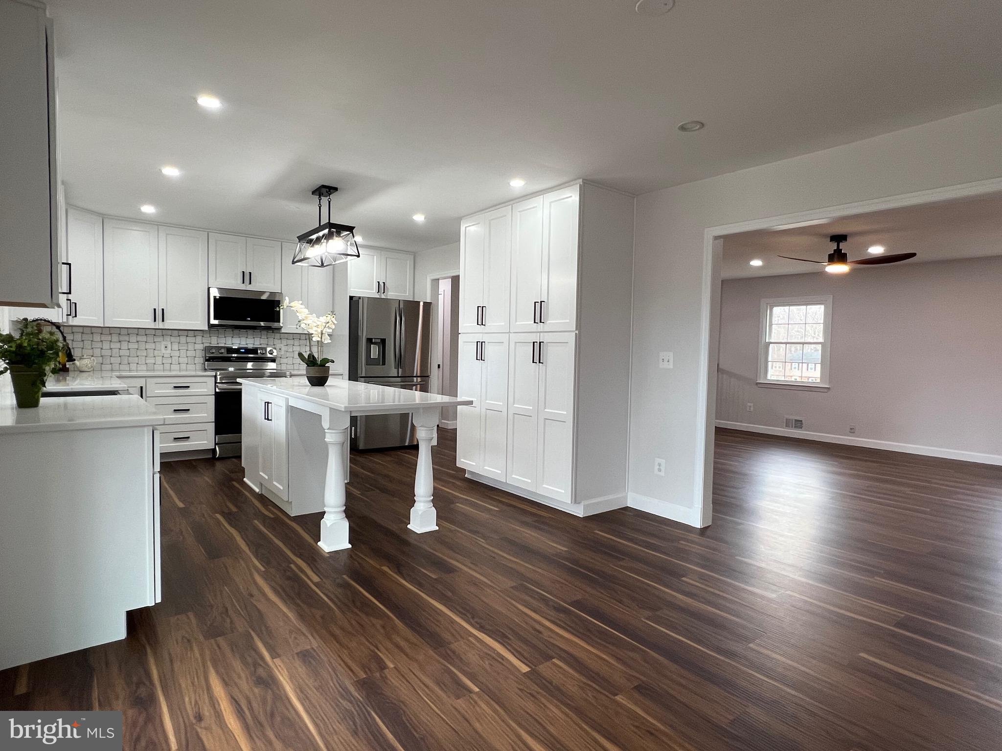 MOOR GREEN ESTATES - Residential Lease