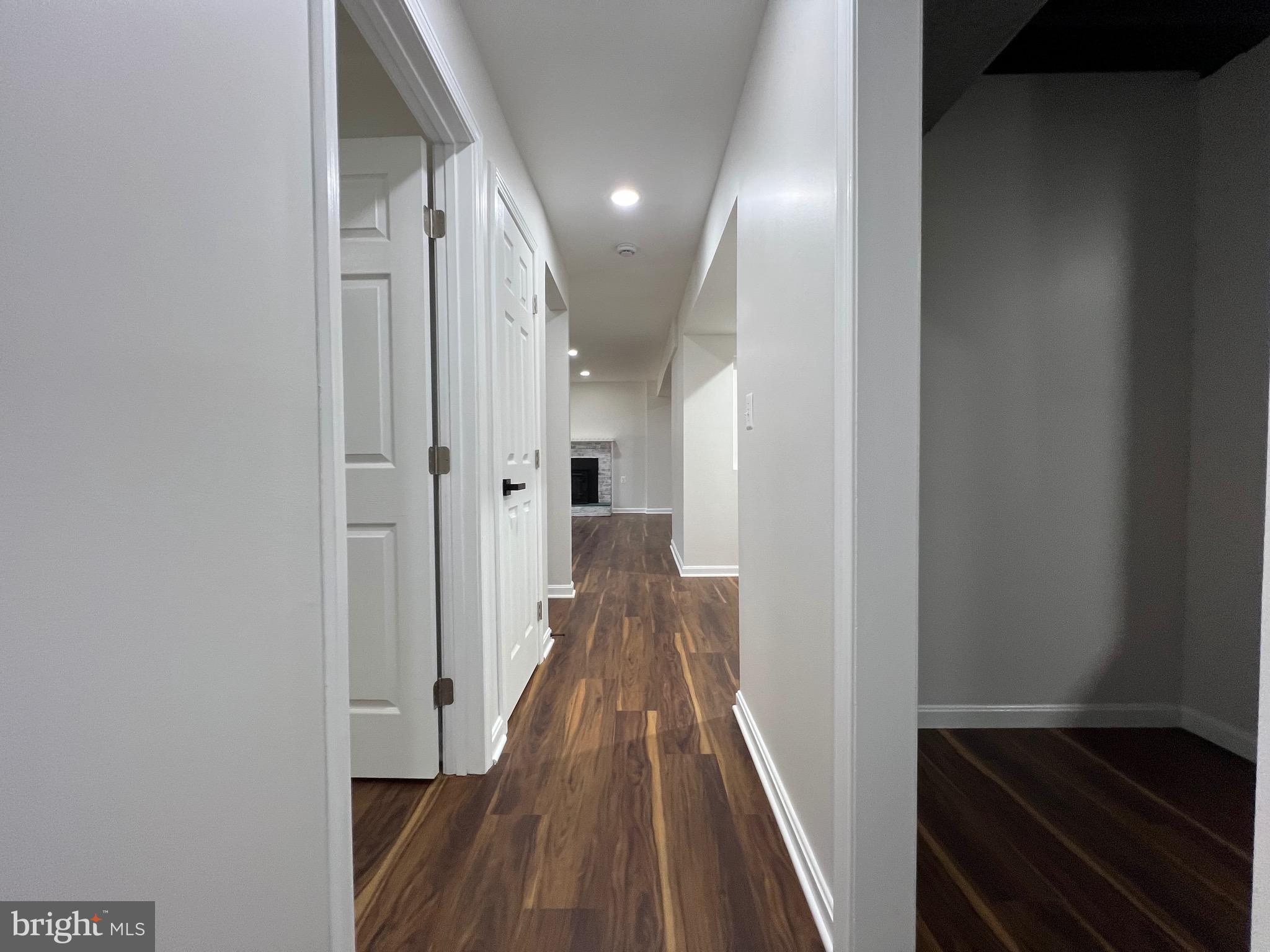 MOOR GREEN ESTATES - Residential Lease