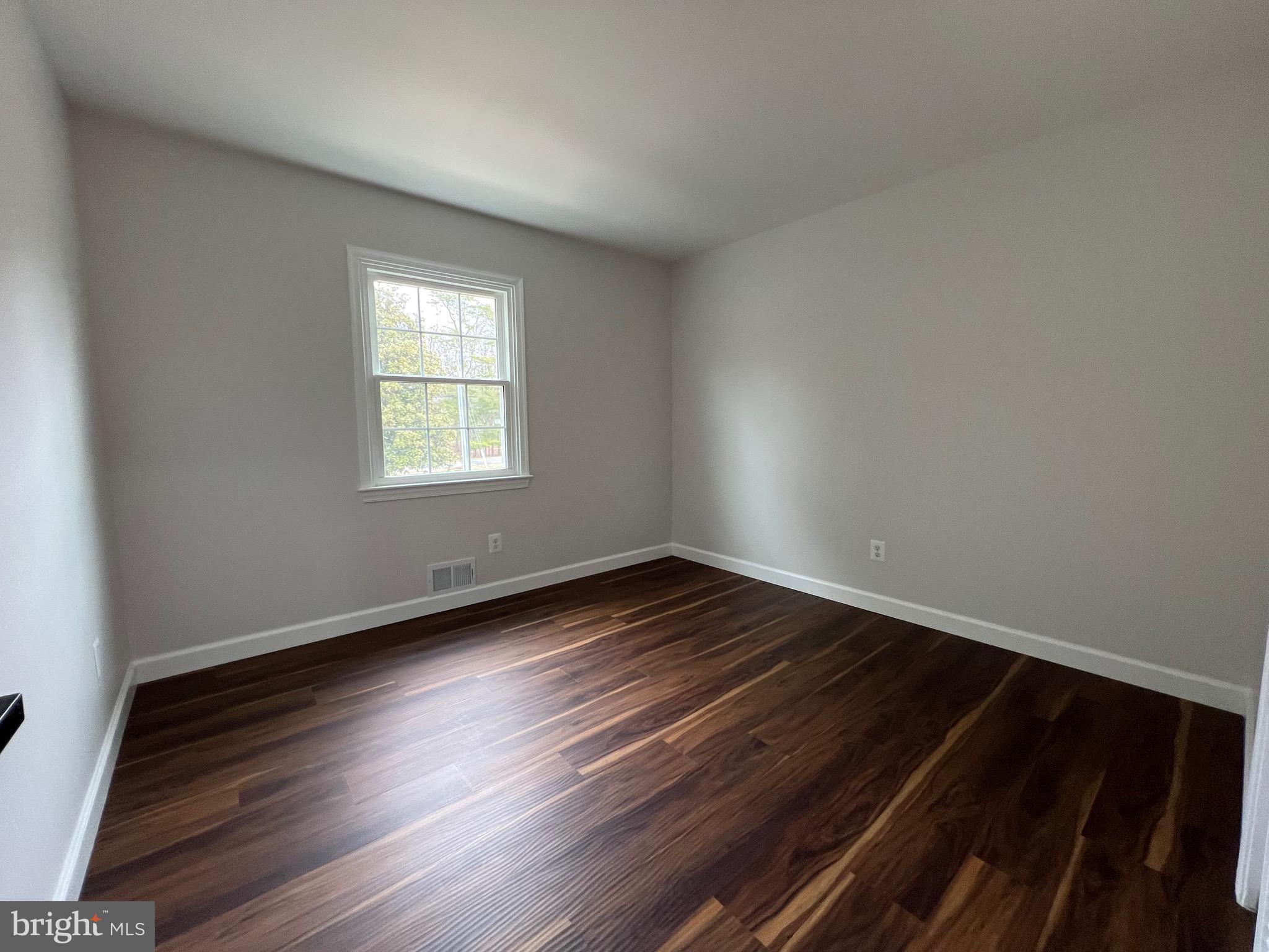 MOOR GREEN ESTATES - Residential Lease