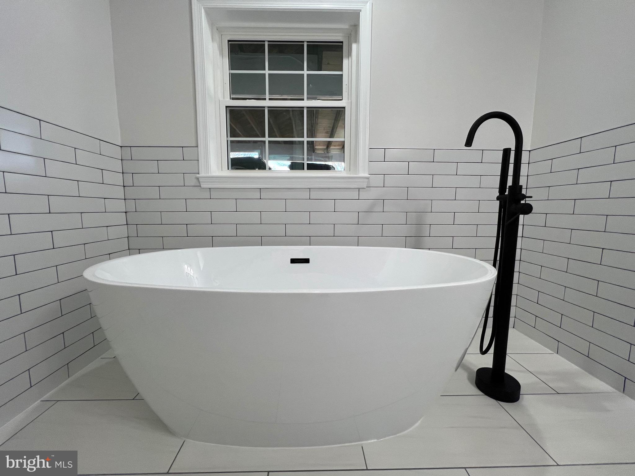 MOOR GREEN ESTATES - Residential Lease