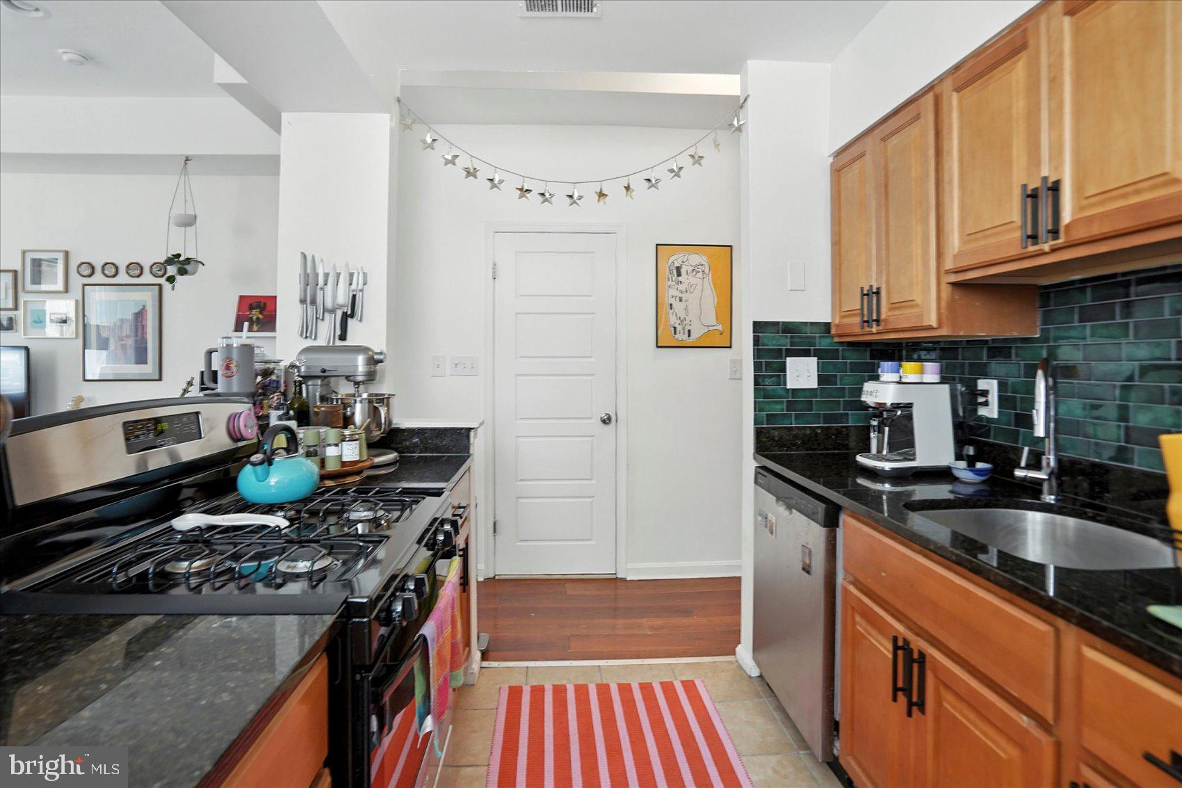 RESERVOIR HILL - Residential Income