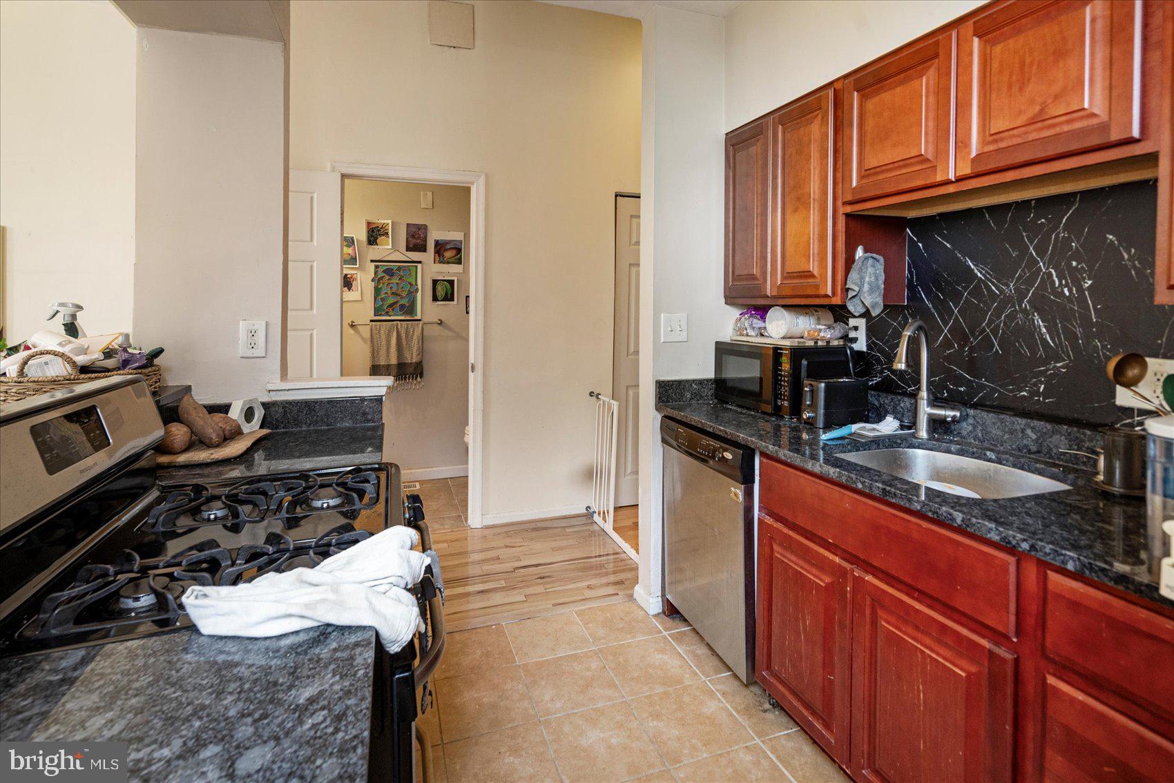 RESERVOIR HILL - Residential Income