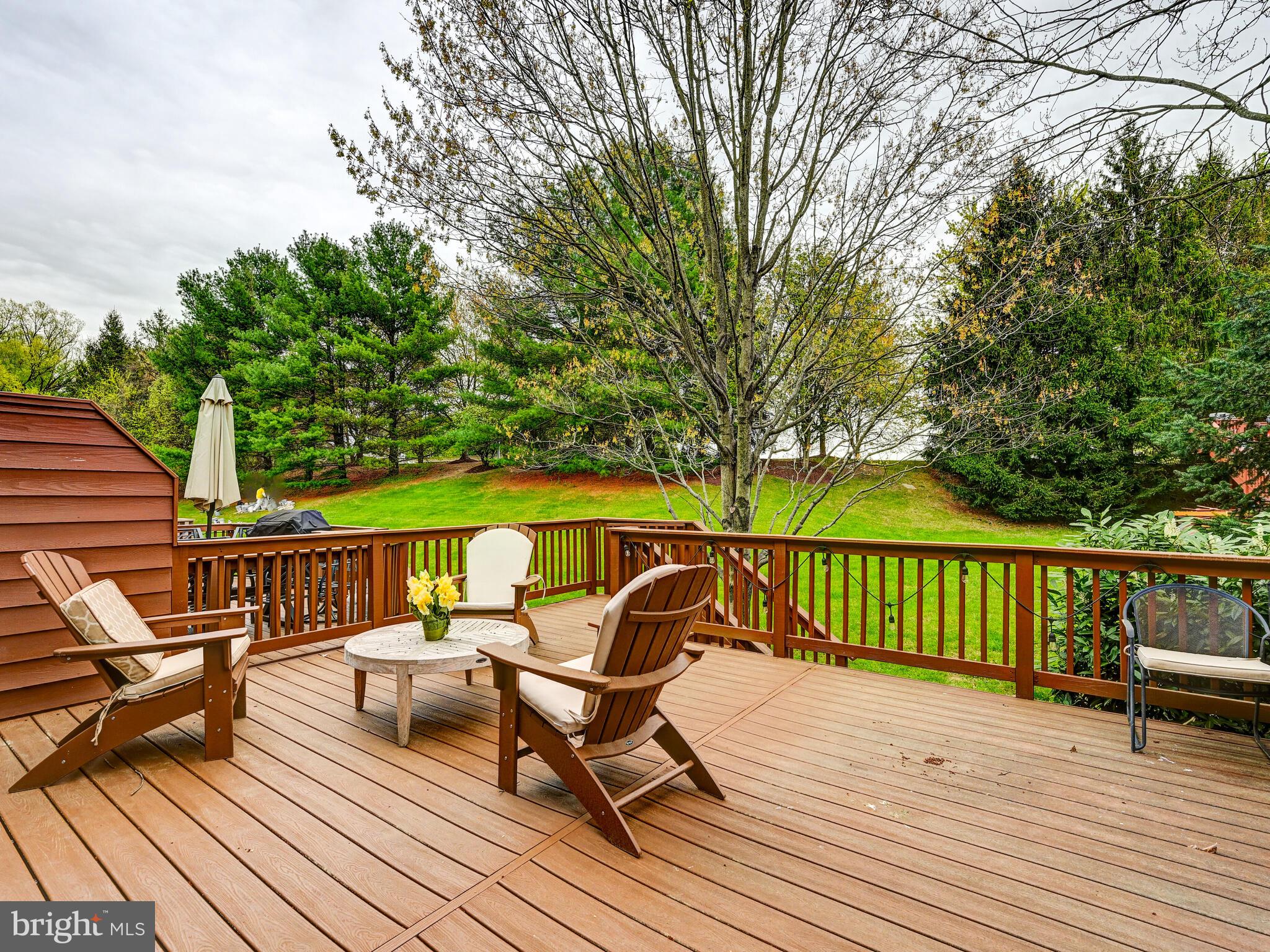 SUMMIT CHASE - Residential