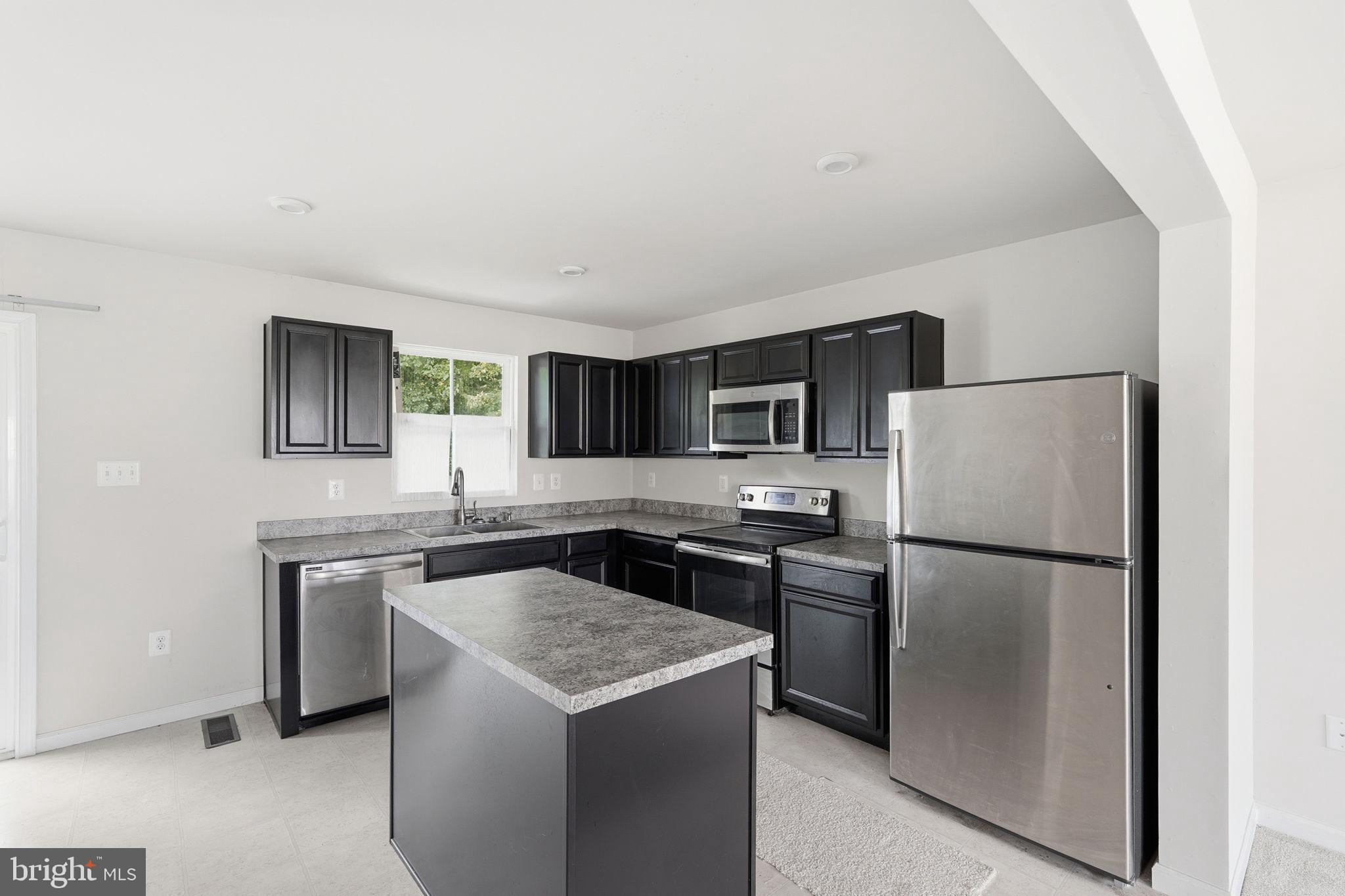 280 SAGE CIRCLE