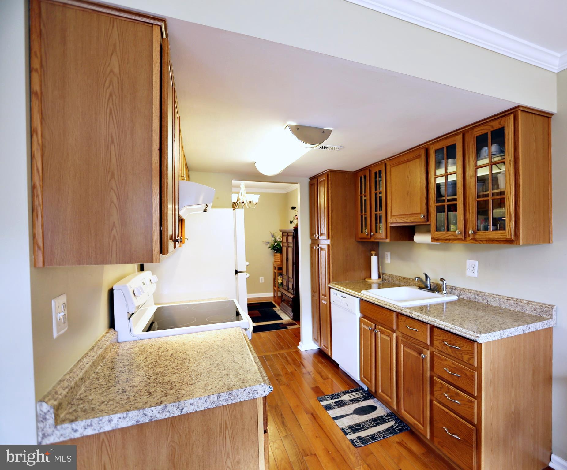 BENTLEY VILLAGE - Residential