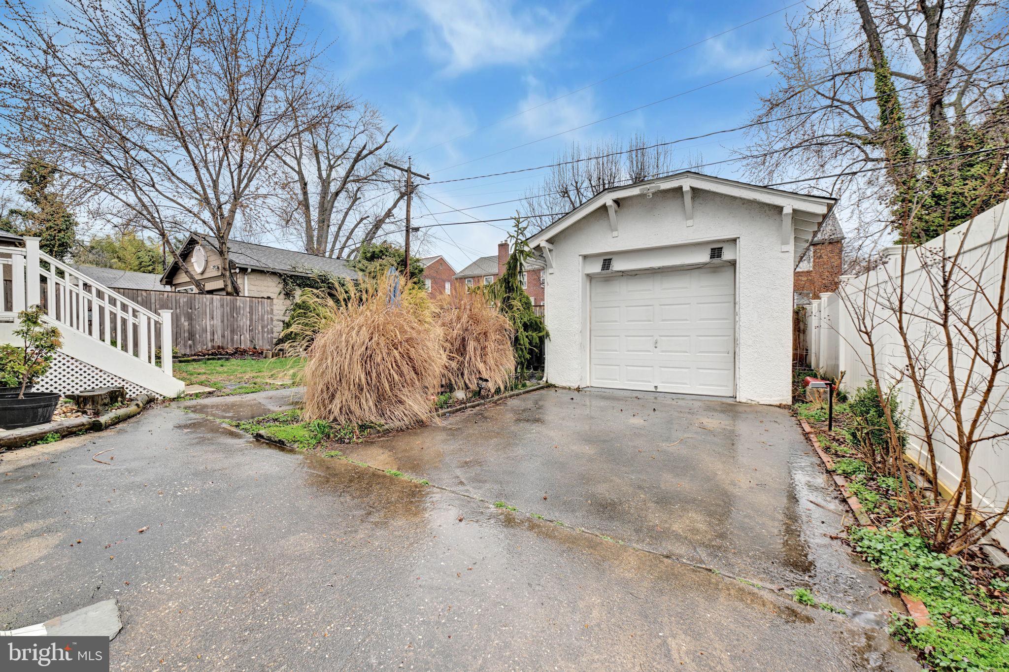 PARKVILLE - Residential