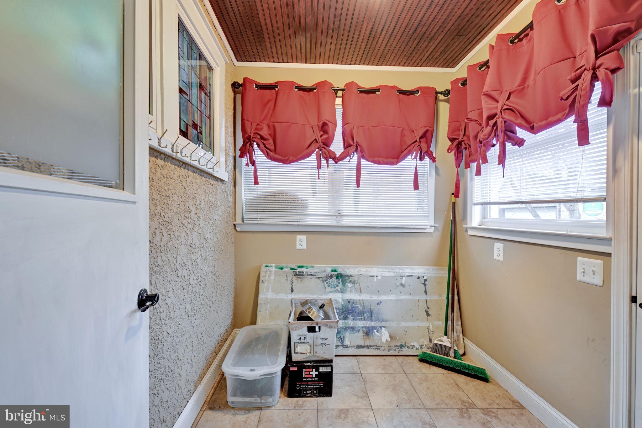 PARKVILLE - Residential