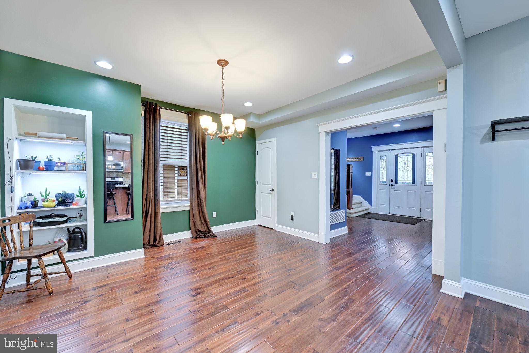 PARKVILLE - Residential