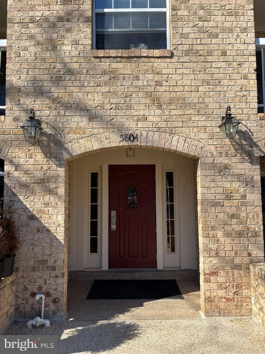 Welcome to this clean and meticulously maintained condo in the highly sought-after Burke Cove community! The kitchen boasts elegant quartz countertops, beautiful natural wood cabinets, and ample cabinet space. Enjoy the convenience of no steps to climb to your unit, while still having the privacy of a balcony that overlooks a serene, tree-lined view. This unit also offers the added bonus of in-unit laundry and a dedicated storage locker for your convenience.

Located in a prime spot, this home offers easy access to major commuter routes including I-95, I-66, and is just a short drive to Washington DC. Whether you're heading to work or exploring the city, this location has it all! Bus stop less than 0.5 miles from your front door. The community also offers a variety of amenities for your enjoyment. Don't miss out on this fantastic opportunity!