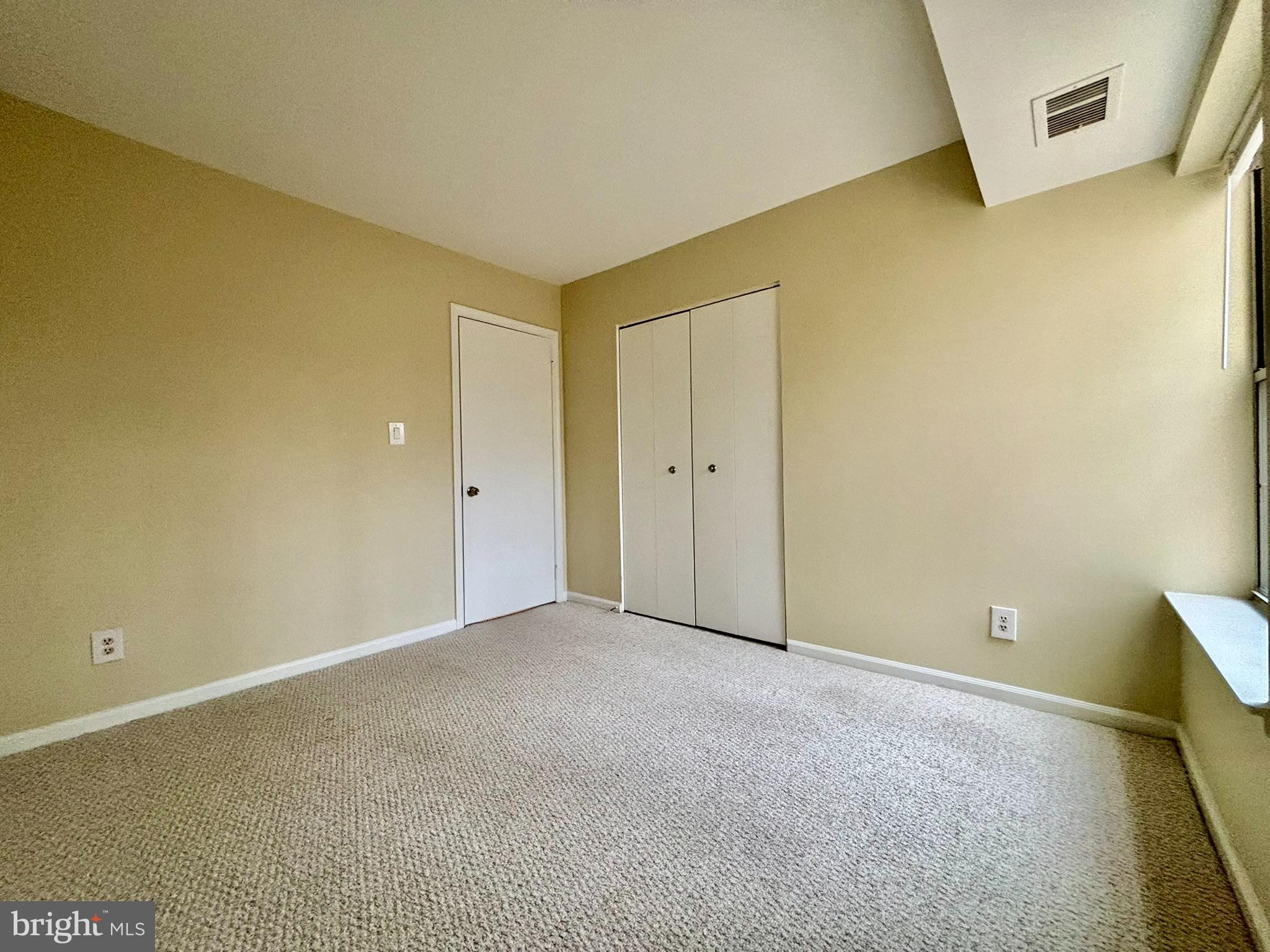 BURKE COVE - Residential Lease