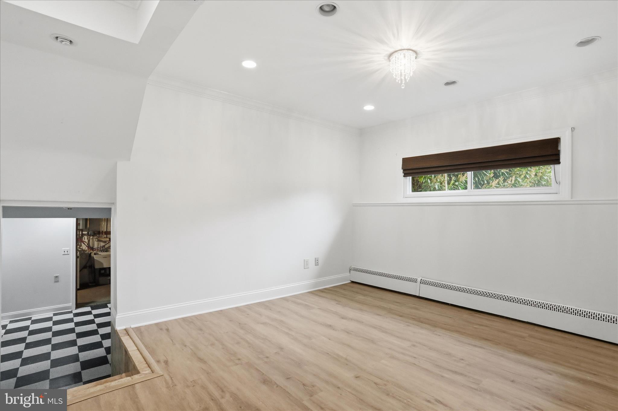 COLUMBIA HILLS - Residential