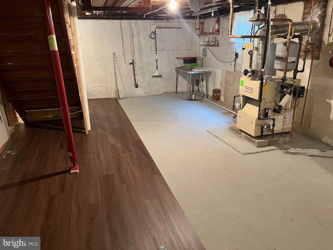 ARBUTUS - Residential