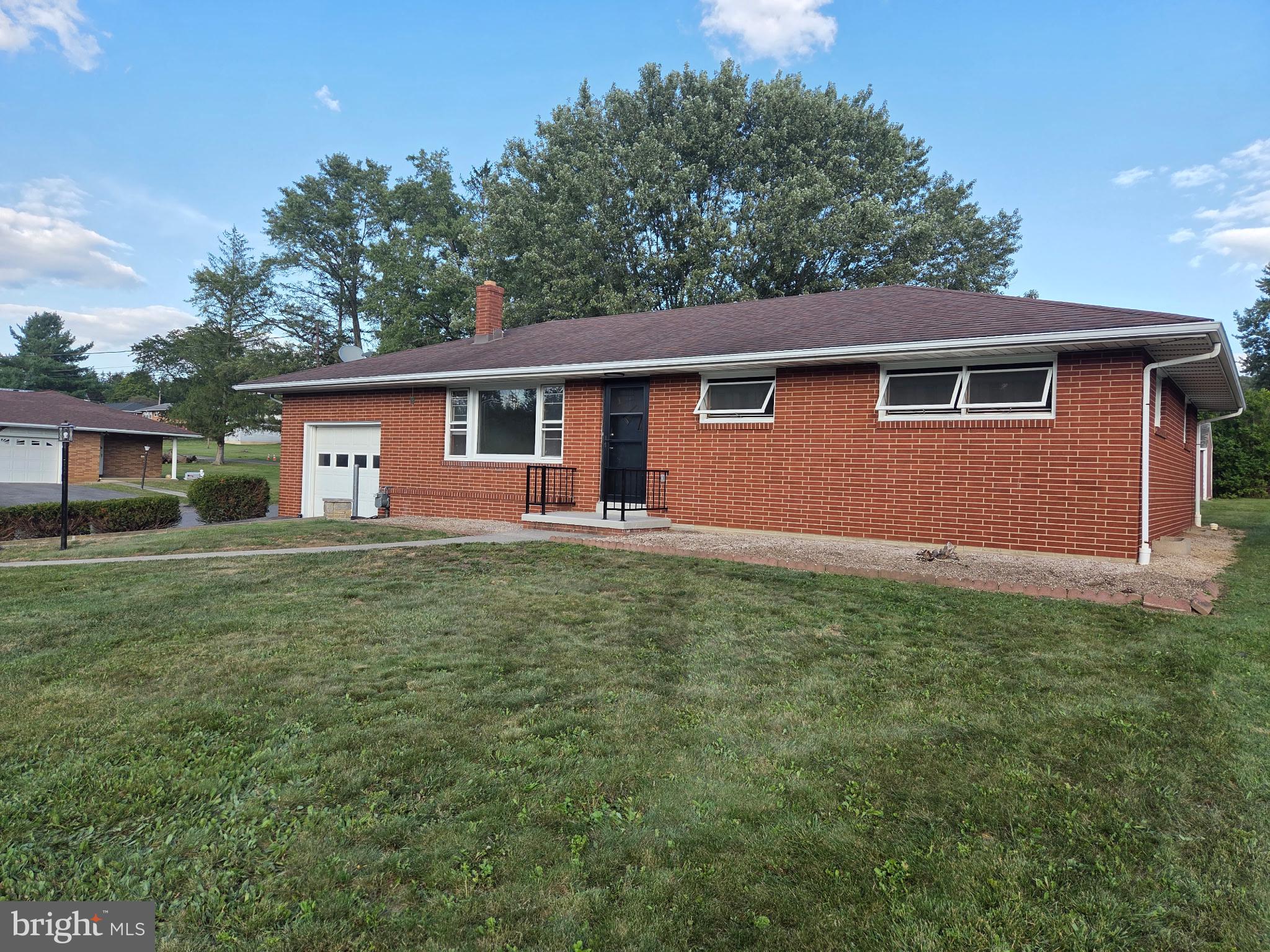 11200 UPPER GEORGES CREEK ROAD SW
