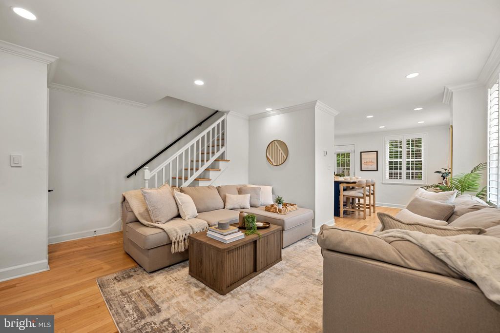Photo of 4686 34th Street S, ARLINGTON, VA 22206 (MLS # VAAR2072914)