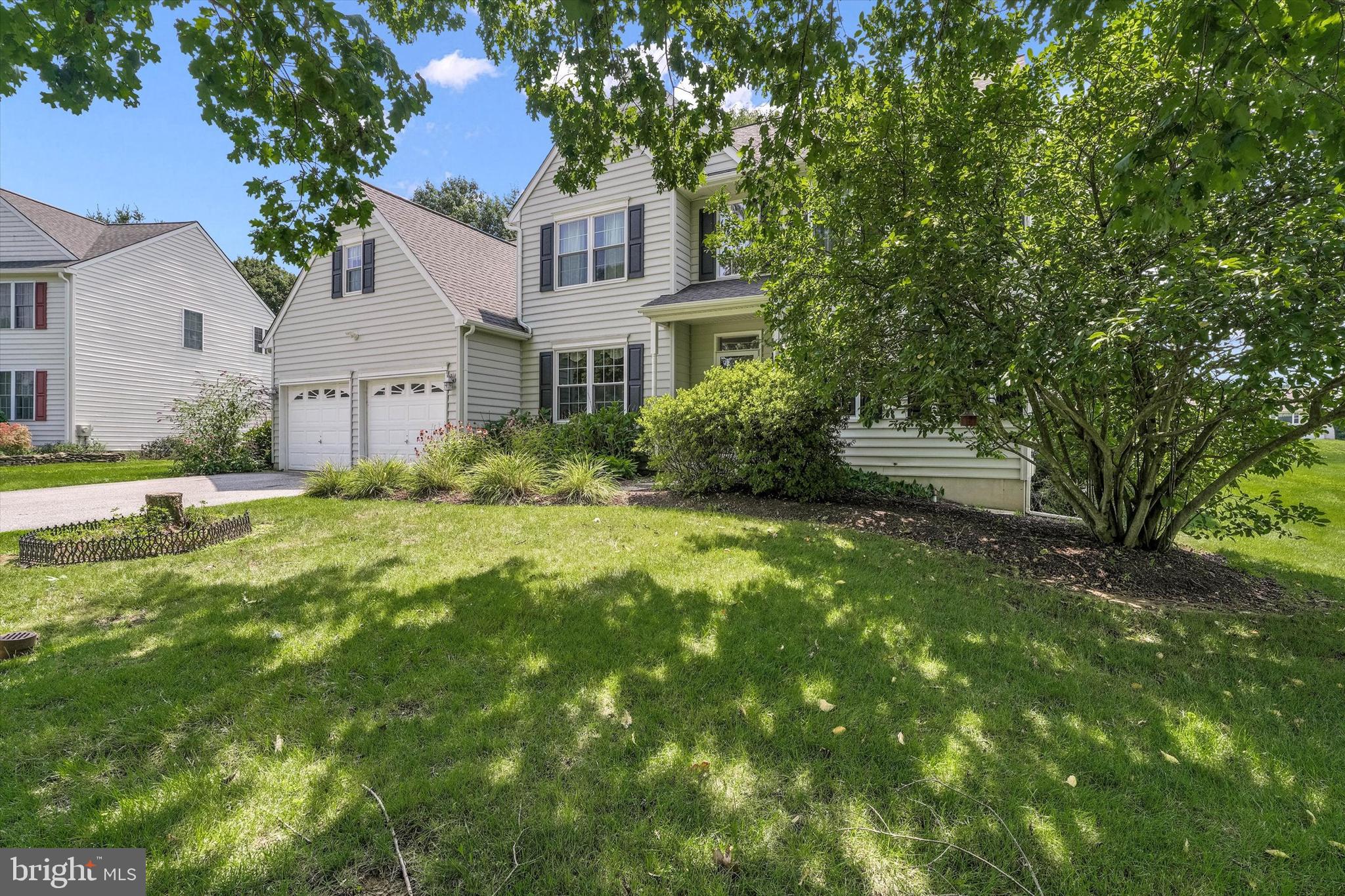 8 SWEET BRIAR ROAD