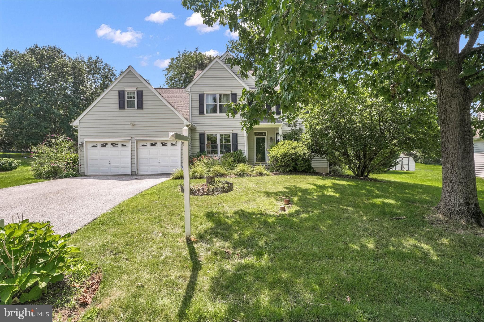 8 SWEET BRIAR ROAD