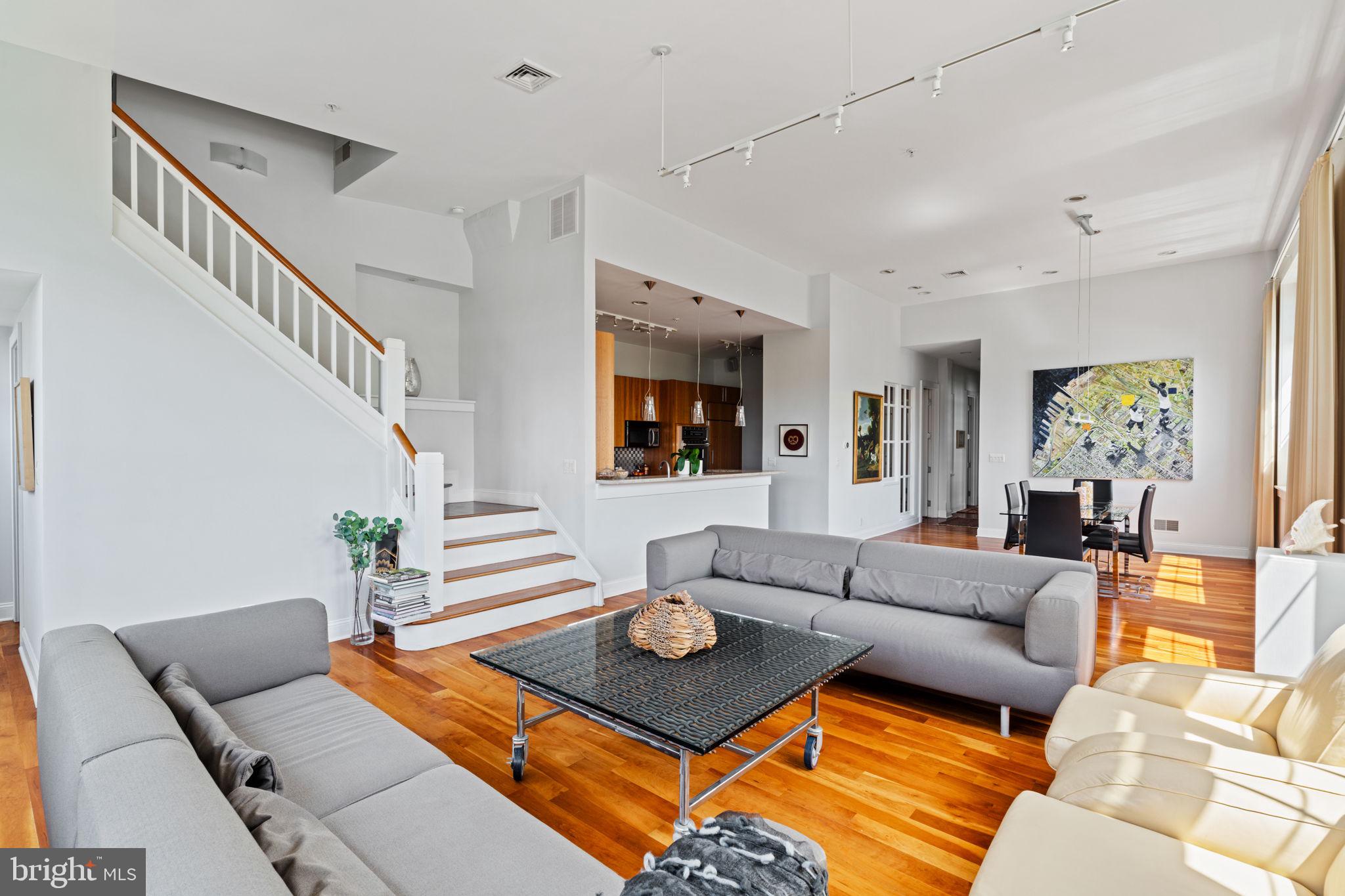 FITLER SQUARE - Residential