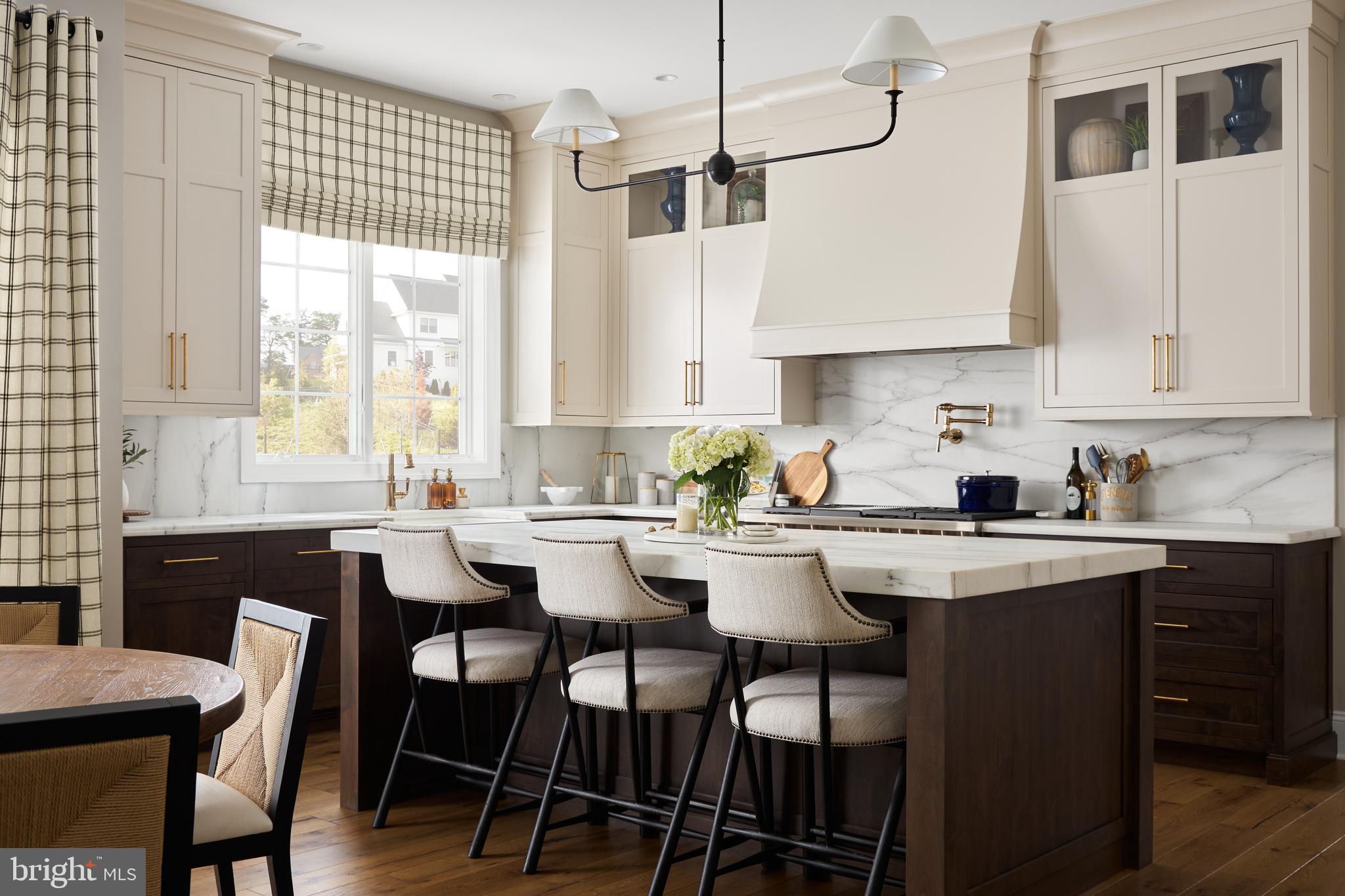 ESTATES AT STONECLIFF - Residential