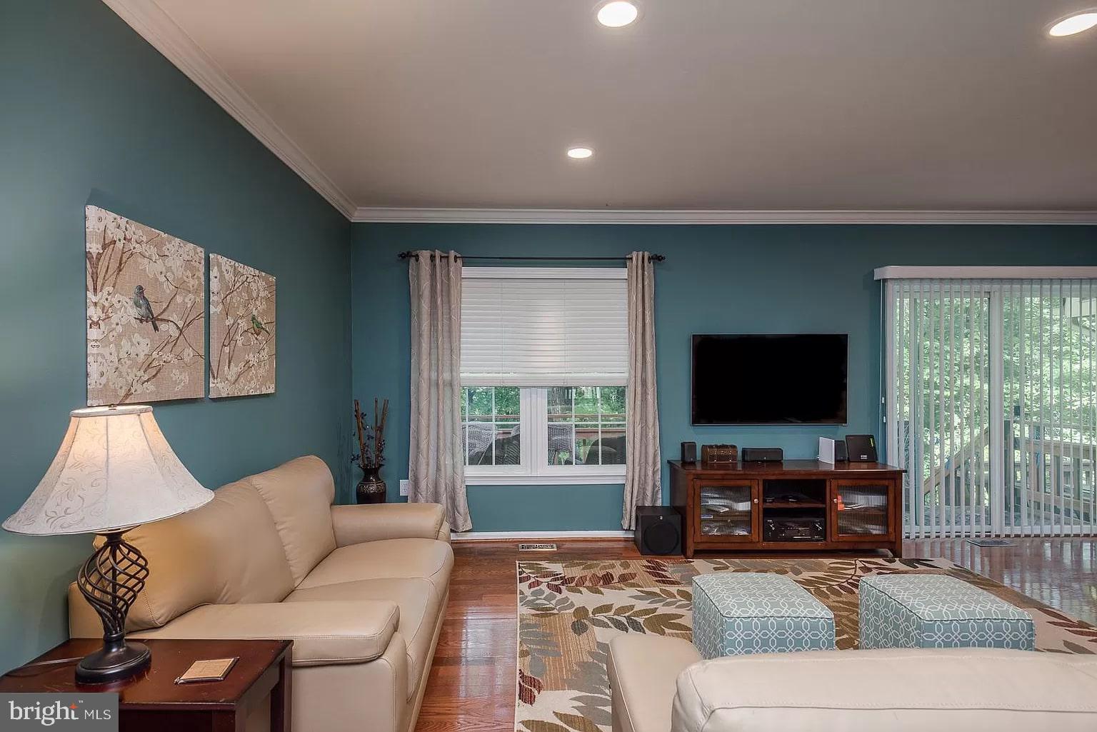 HUNTER VILLAGE - Residential Lease