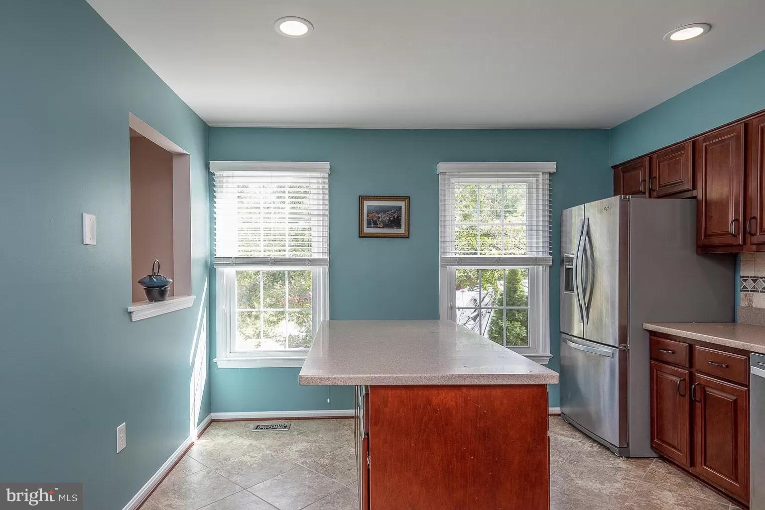 HUNTER VILLAGE - Residential Lease