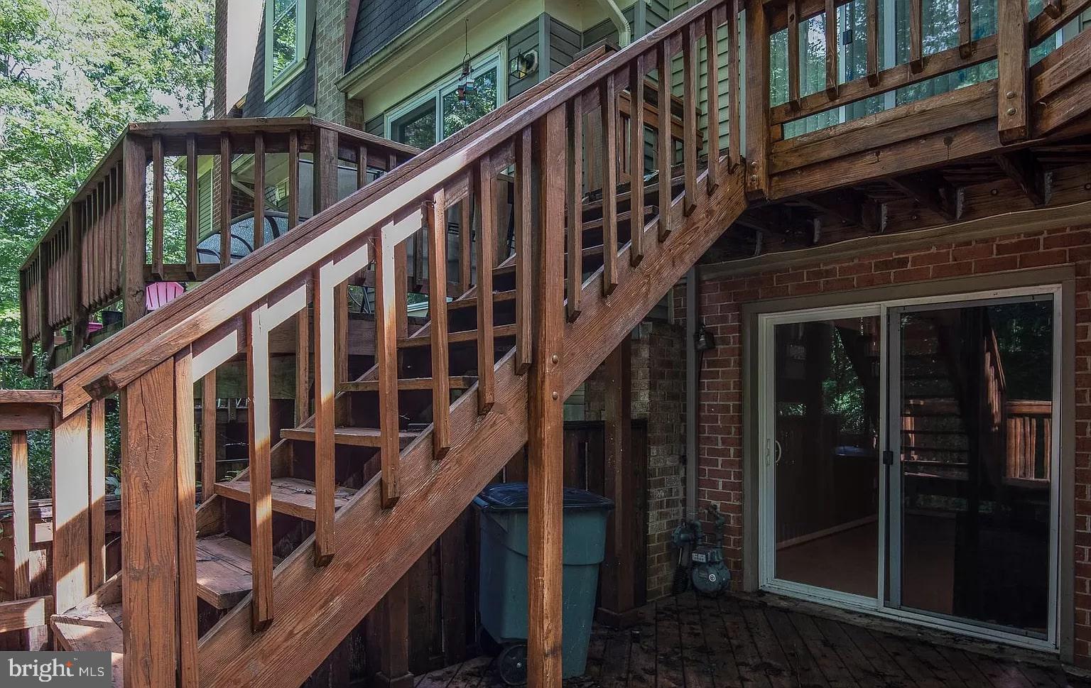 HUNTER VILLAGE - Residential Lease