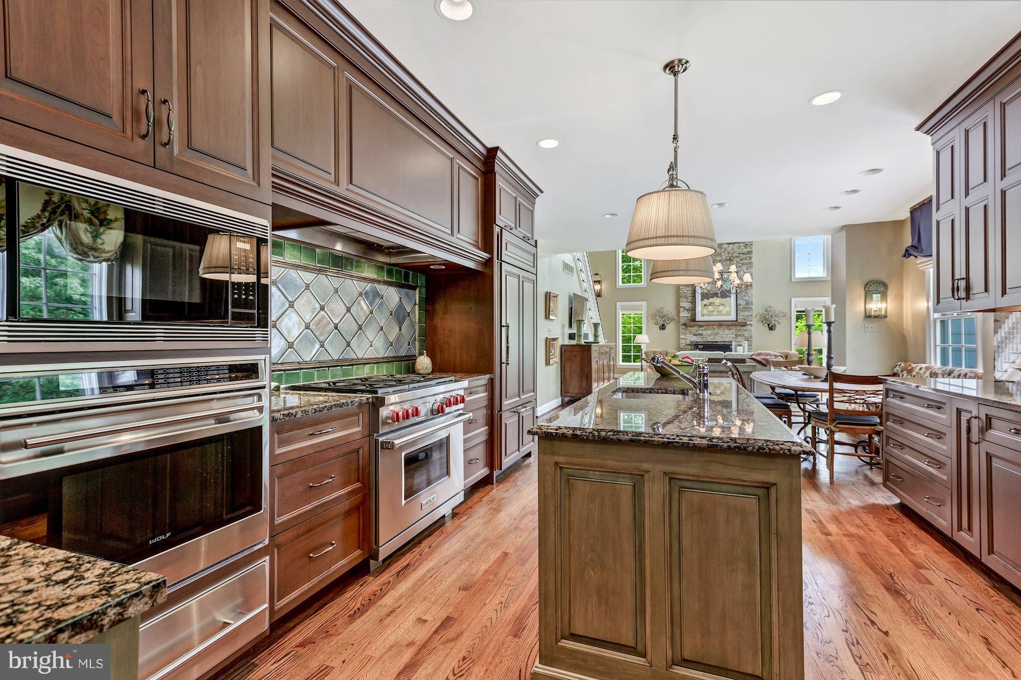 HOBBITS GLEN - Residential