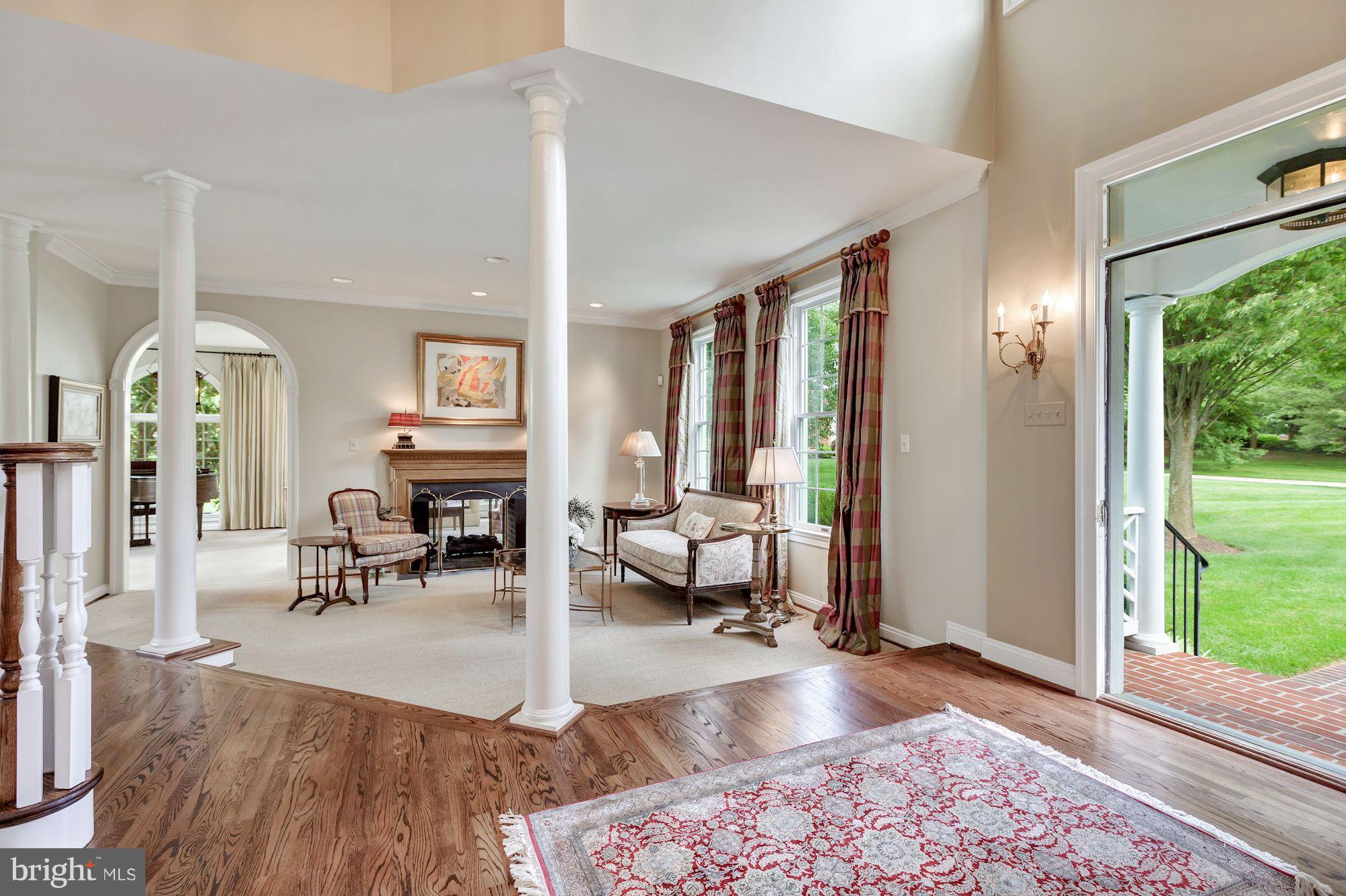 HOBBITS GLEN - Residential