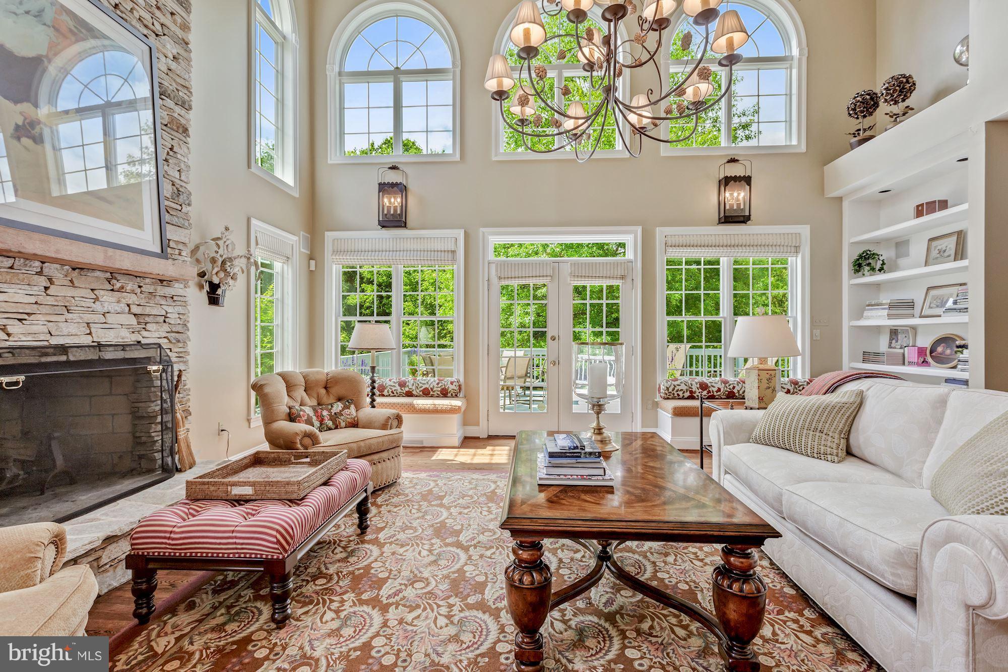 HOBBITS GLEN - Residential