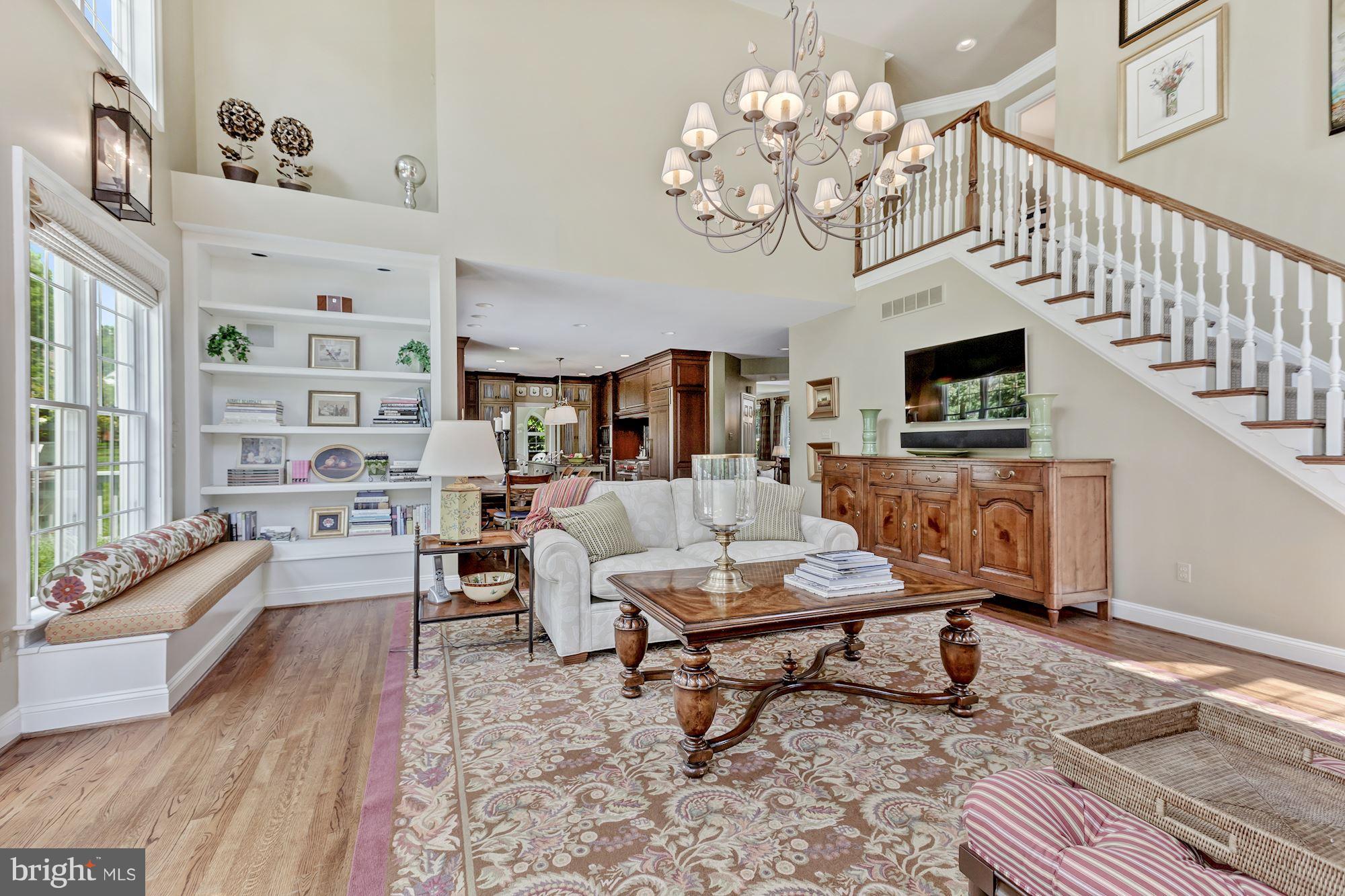 HOBBITS GLEN - Residential