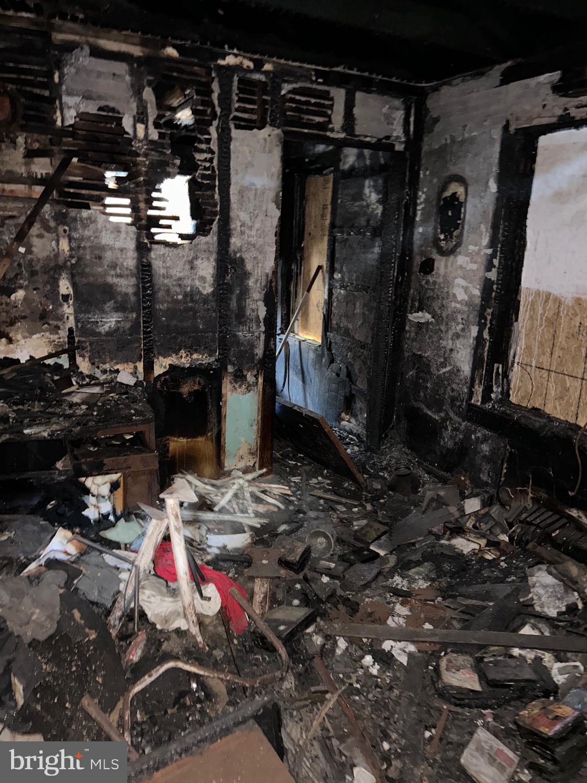 EVITTS DALE VILLA - Residential