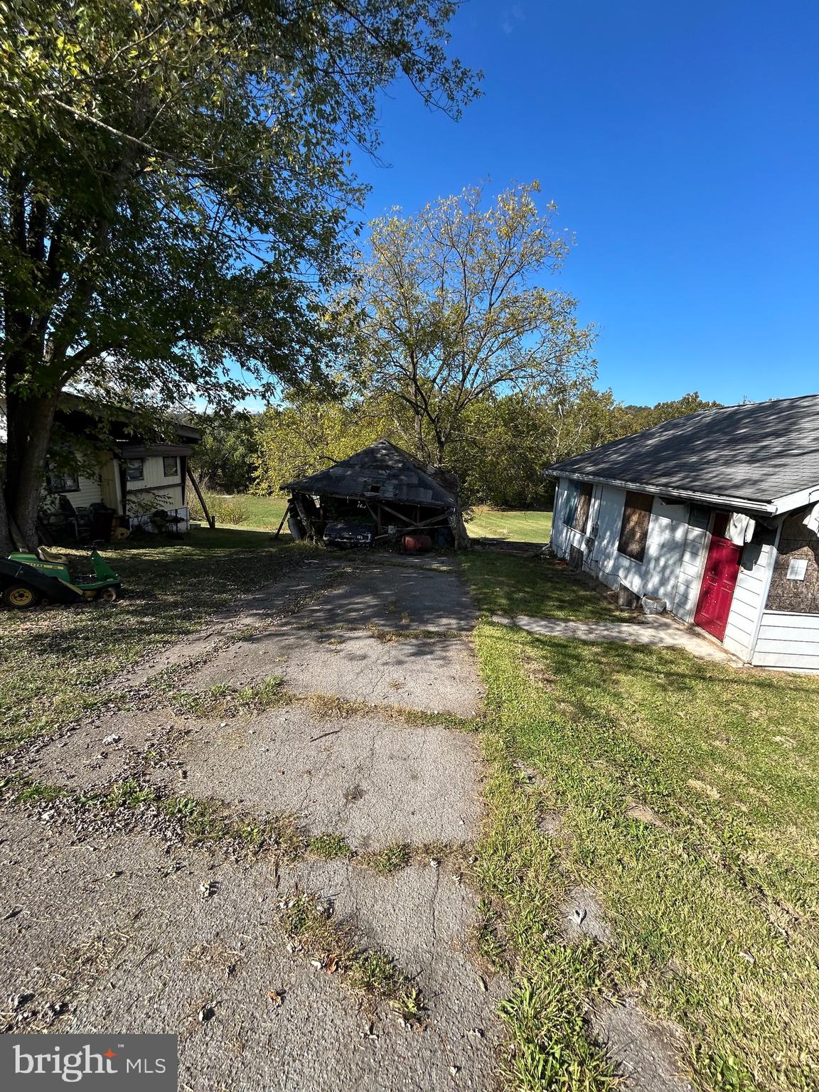 EVITTS DALE VILLA - Residential