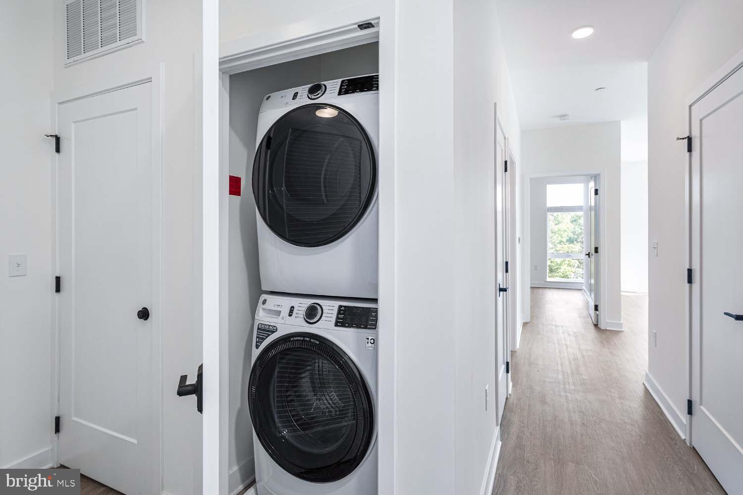 OLD TOWN NORTH - Residential Lease