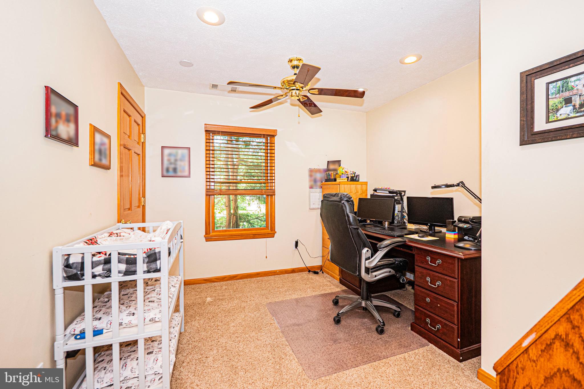 FOUNTAINDALE SOUTH - Residential