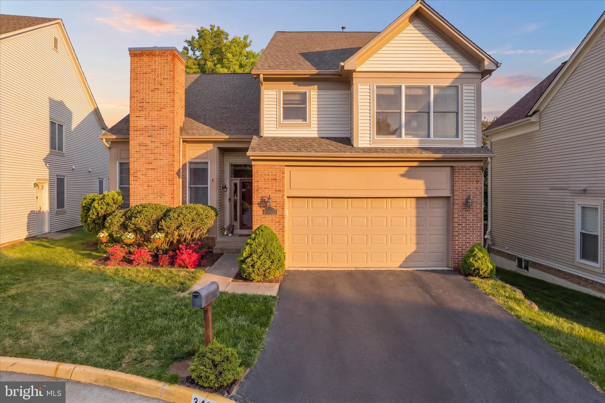 3424 SILVER MAPLE PLACE
