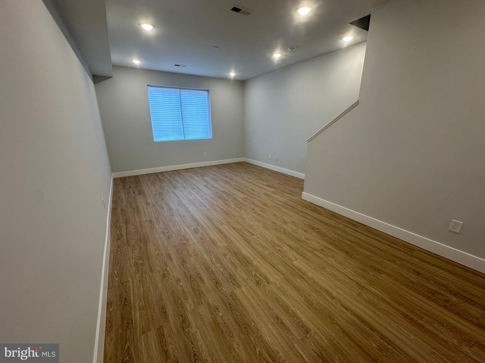 NORRIS SQUARE - Residential Lease