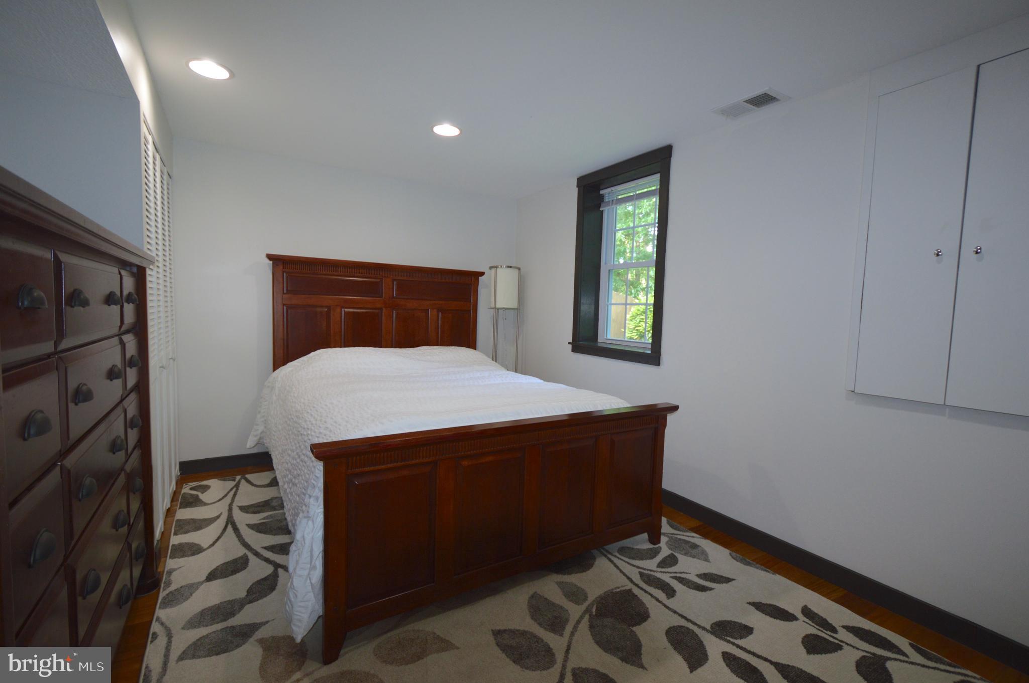 BRADDOCK - Residential Lease