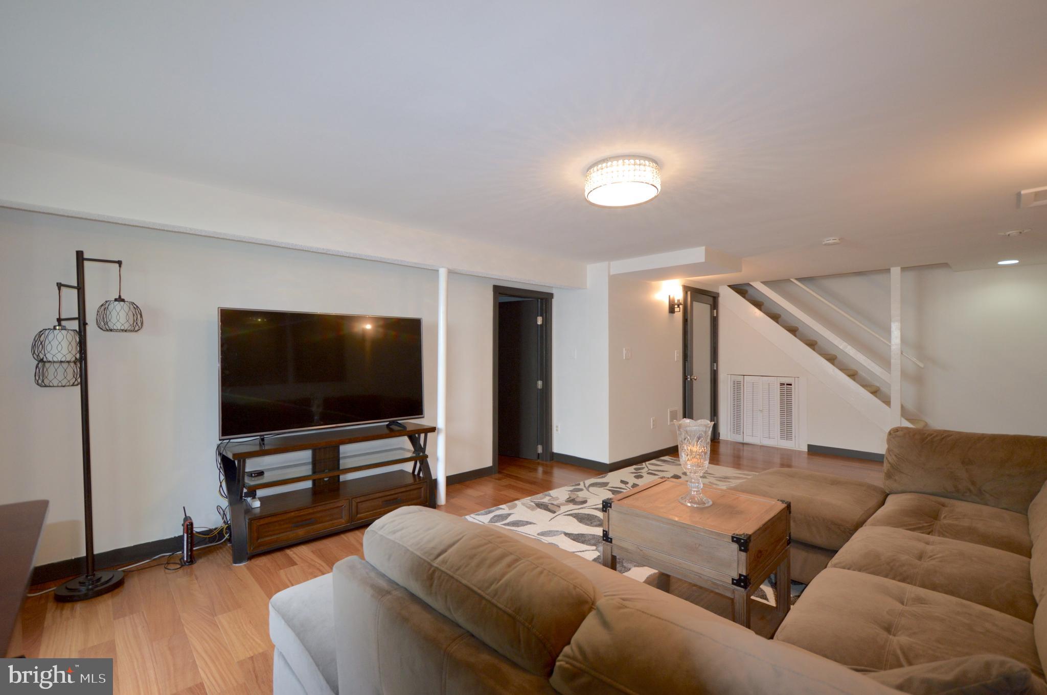 BRADDOCK - Residential Lease