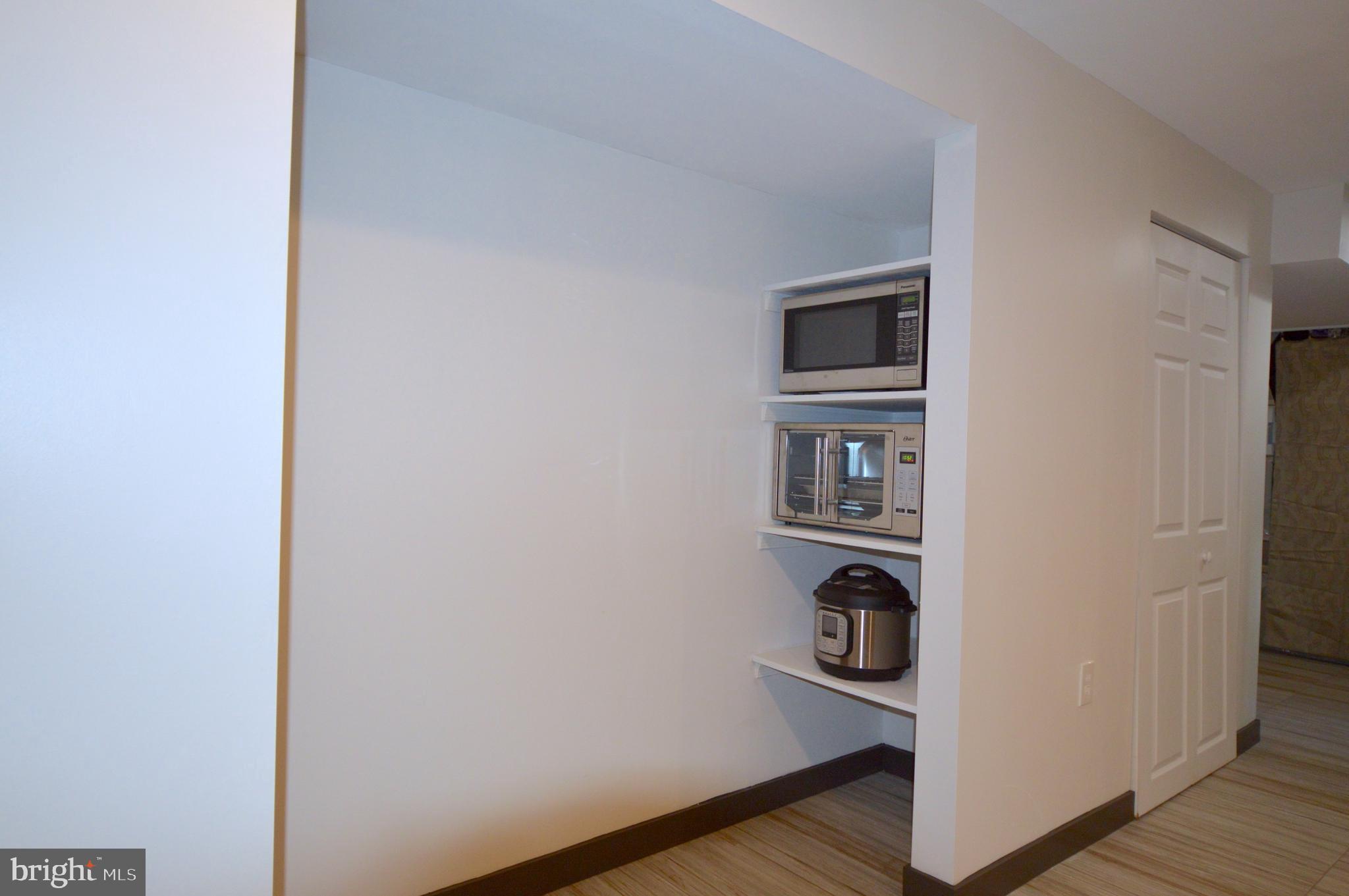 BRADDOCK - Residential Lease