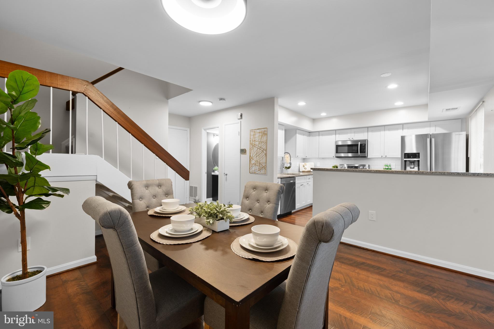 COVINGTON - Residential