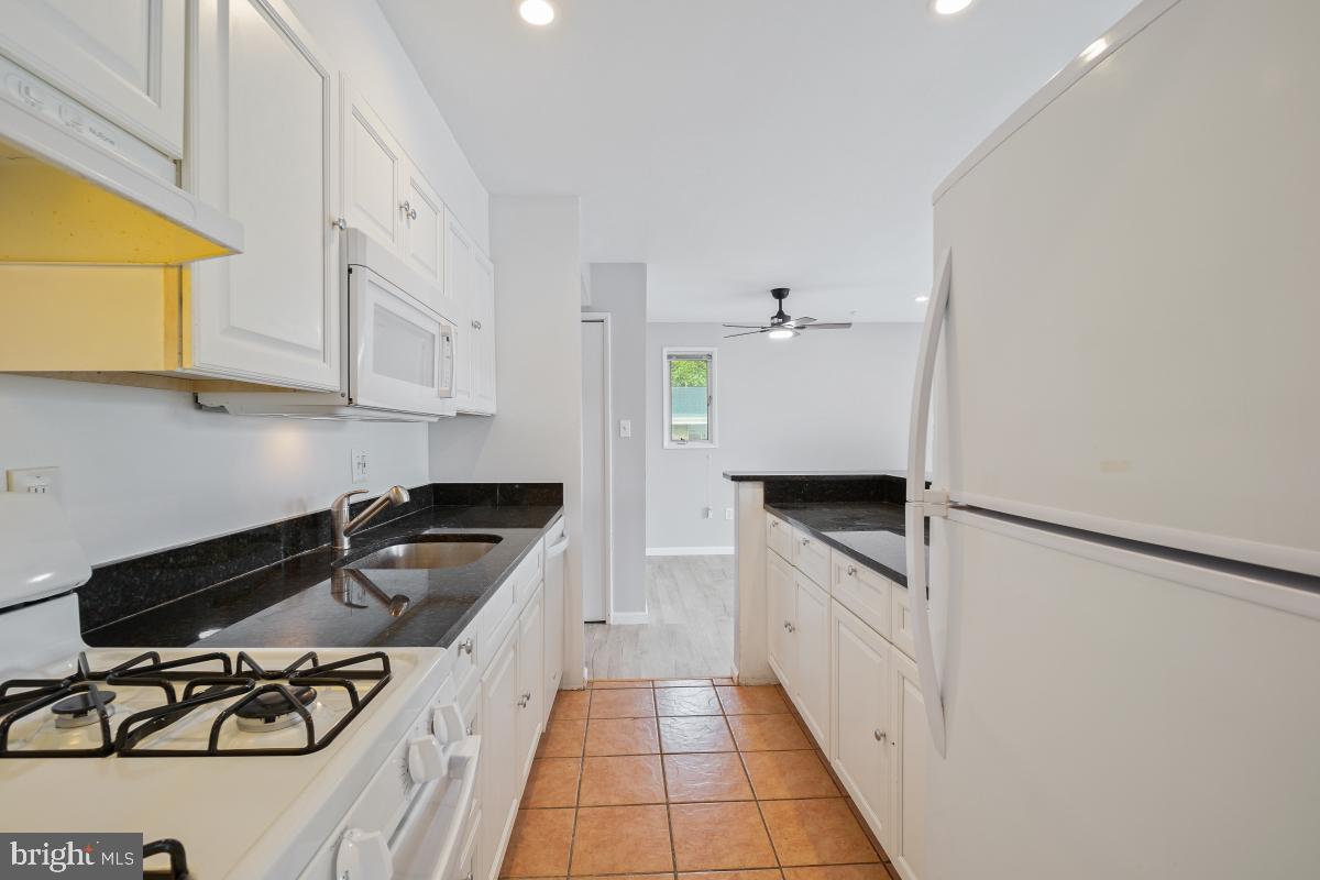 WILSON BRIDGE - Residential Lease