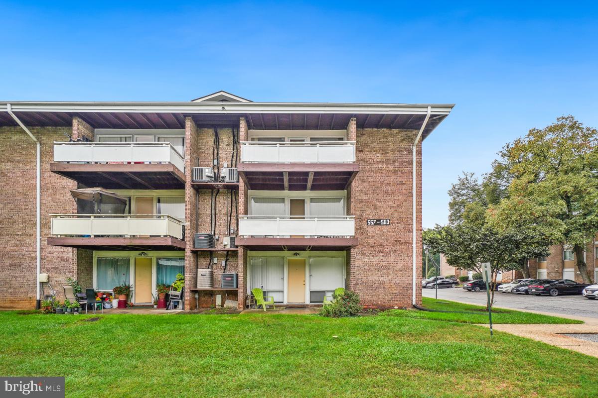 WILSON BRIDGE - Residential Lease